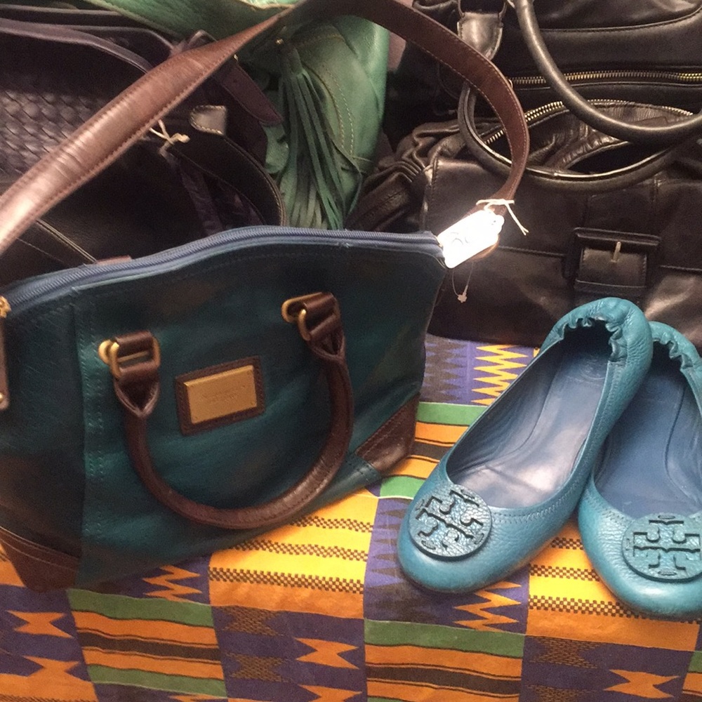 Shoes - Picture 3 of 4
